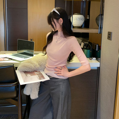 Semi-High Neck Knitted Short Sleeve Bodysuit for Women, Slim Fit, Elegant, Five-Quarter Sleeve Wool Top